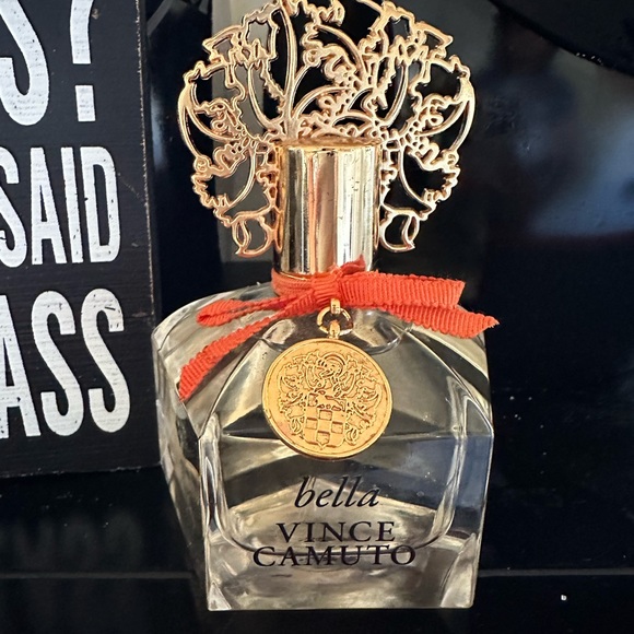🔱Vince camuto bella perfume 3.4oz🔱 - Picture 2 of 3